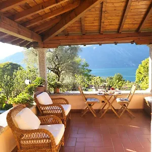 Casa Intignano - Con Bagno E Portico Vista Apartment