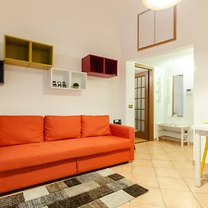 Apartamento Cozy Flat - Porta Romana - Duomo, Milán